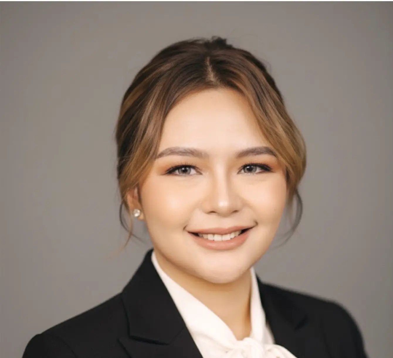 Erika Apostol, Intake Specialist